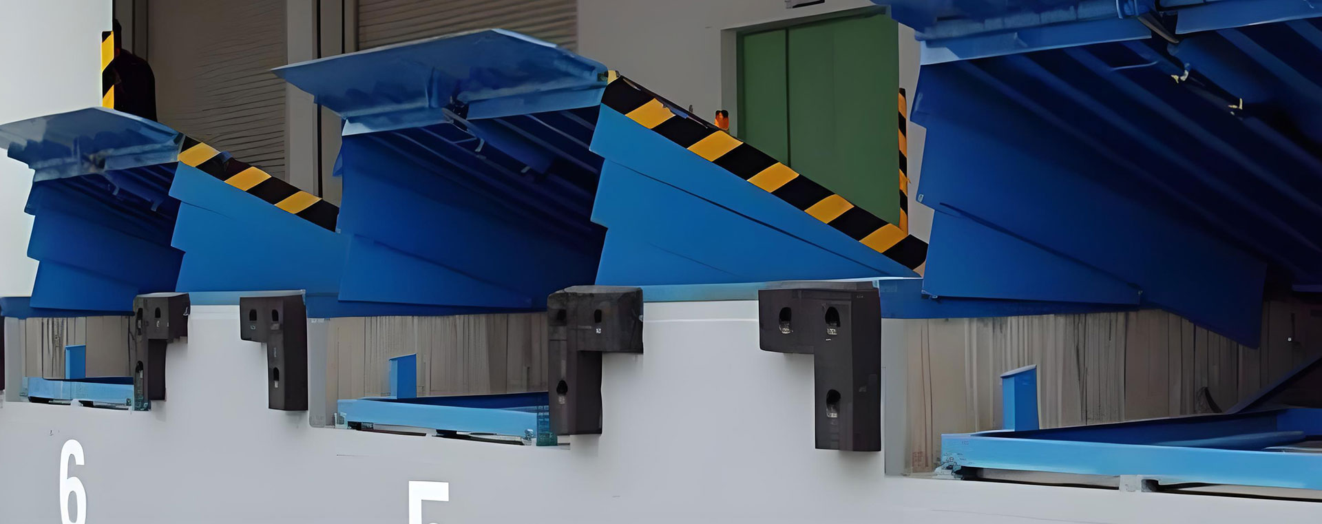 固定式登車橋、移動(dòng)式登車橋